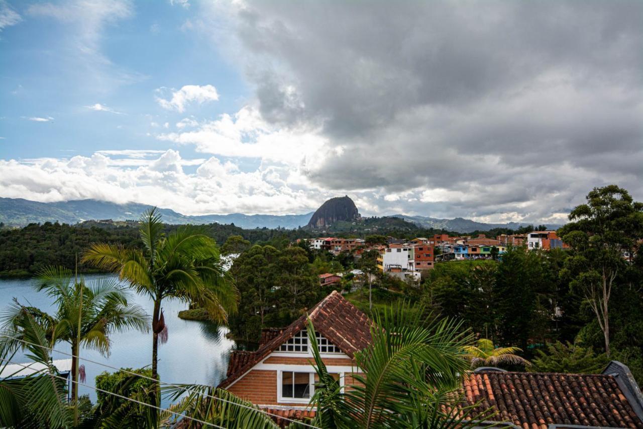 Hotel Le Chateau Guatape Guatapé Exterior foto