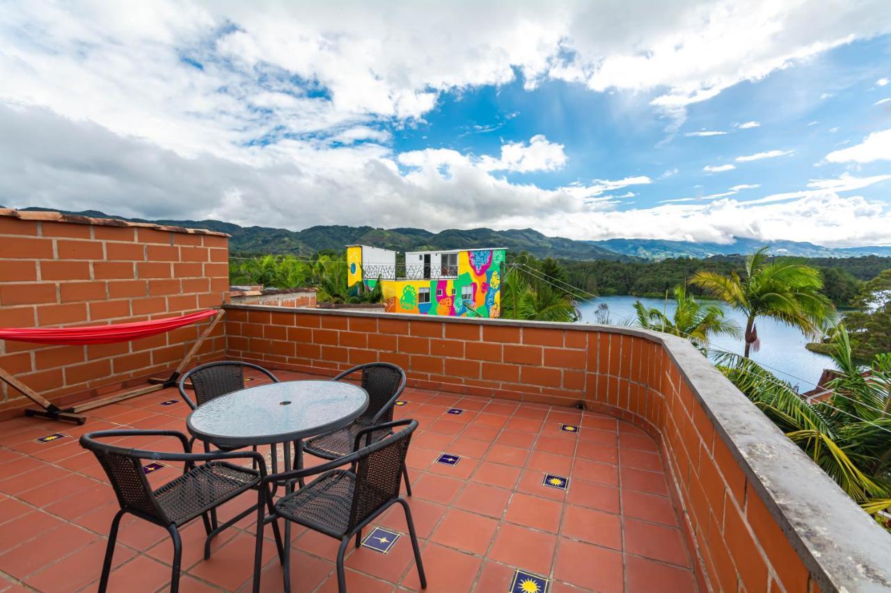 Hotel Le Chateau Guatape Guatapé Exterior foto